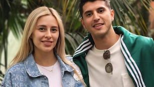 La ex esposa de Exequiel Palacios vendió reliquias del mundial para pagar una deuda