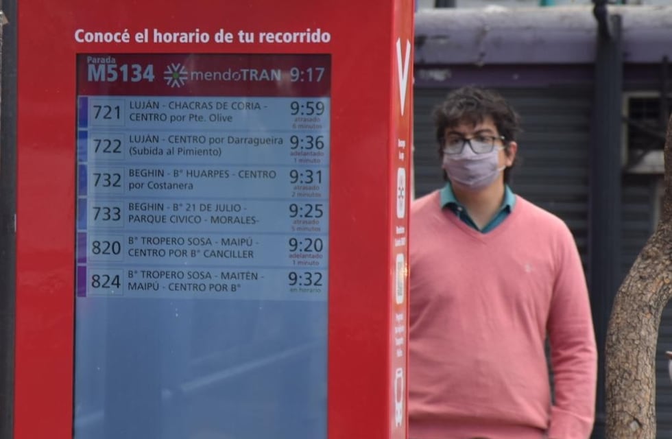 Habilitan parador inteligente que informa en tiempo real la frecuencia de colectivos