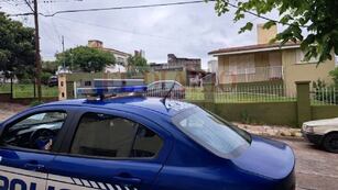 Vecino murió aplastado por su auto