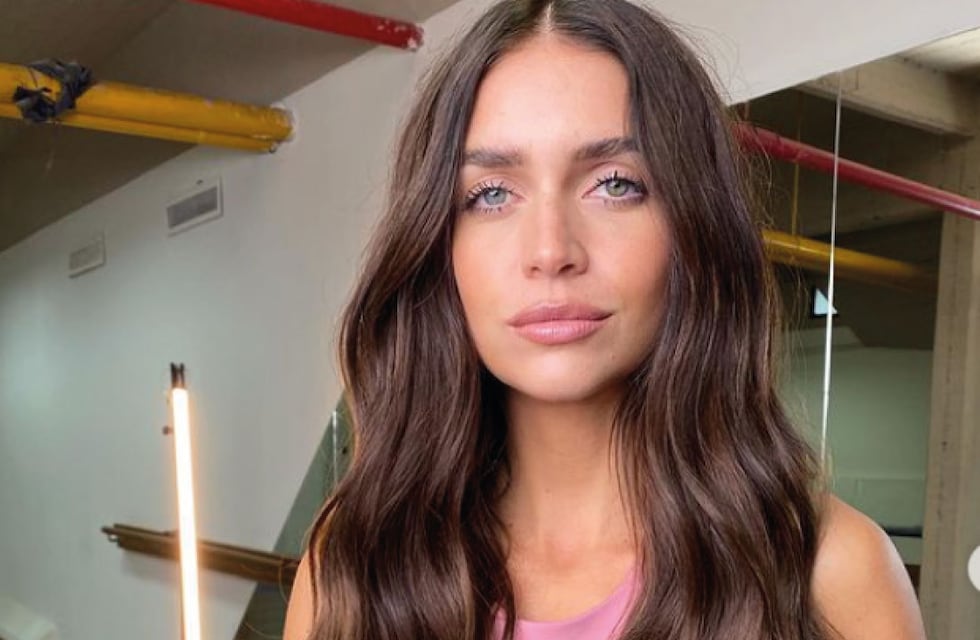 Zaira Nara cautivó a sus seguidores de Instagram con un look a puro brillo y en corpiño
