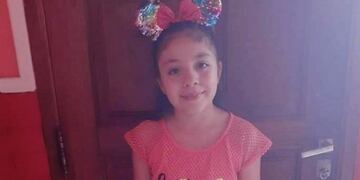 Jazmín tiene Lupus y busca ayuda para viajar a Buenos Aires a realizarse estudios.