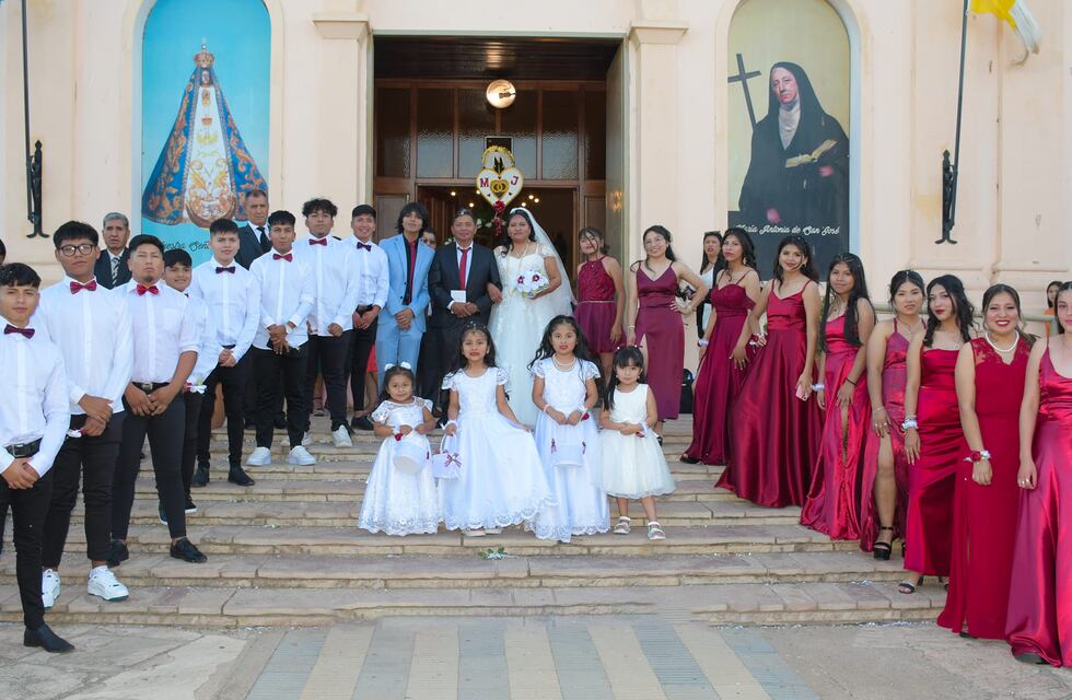 Casamiento millonario: con 800 invitados y reconocidas bandas, una pareja movilizó a la localidad de Oliva