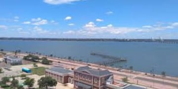 Viernes con cielo parcialmente nublado y clima estable en Misiones.