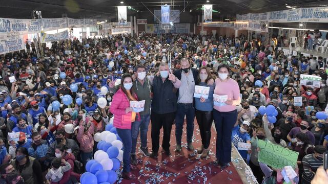 Jaldo participó en un multitudinario acto en Leales.