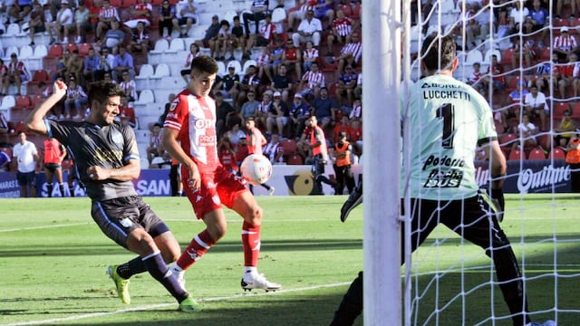 El Tatengue marcó la diferencia decisiva en el último cuarto de hora del primer tiempo.