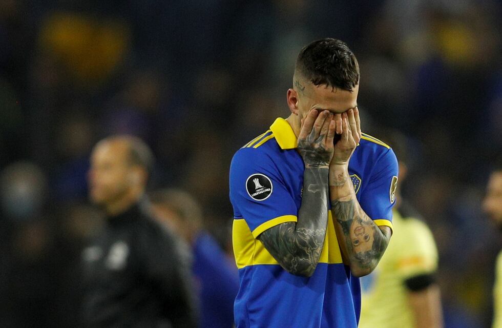 La esposa de Darío Benedetto salió al cruce de las críticas que recibió el delantero de Boca tras la eliminación