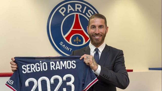 Sergio Ramos fue presentado en el PSG.