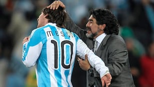 Messi homanajeó a Maradona.