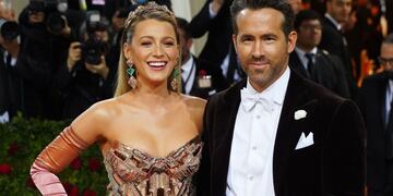 Blake Lively y Ryan Reynolds en el Met Gala 2023.