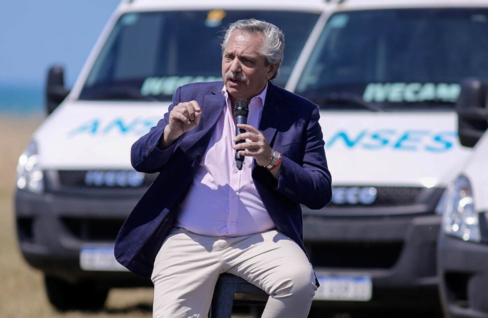 El Presidente, contra las prepagas: “Nadie controla nada y solo piden aumento”