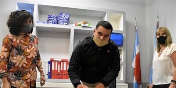 Se realizó el primer casamiento a distancia en el Registro Civil de Santiago