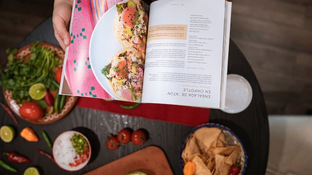 Las 5 recetas más leídas en Vía Gourmet para comenzar el 2025 como todo un experto en la cocina