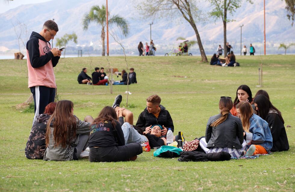 En Villa Carlos Paz se celebró la llegada de la Primavera