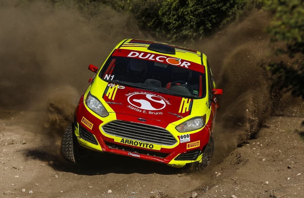 Mario y Nicolás Bruno quedaron 5° en San Francisco pero lideran el Campeonato en la N1