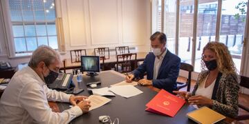 Ministro de Seguridad de la Nación, Aníbal Fernández y la secretaria de Seguridad y Política Criminal, Mercedes Lagioiosa y Martín Piaggio.