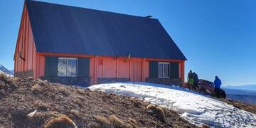 El Club de Ski San Juan tiene un refugio en la Estancia Los Manantiales