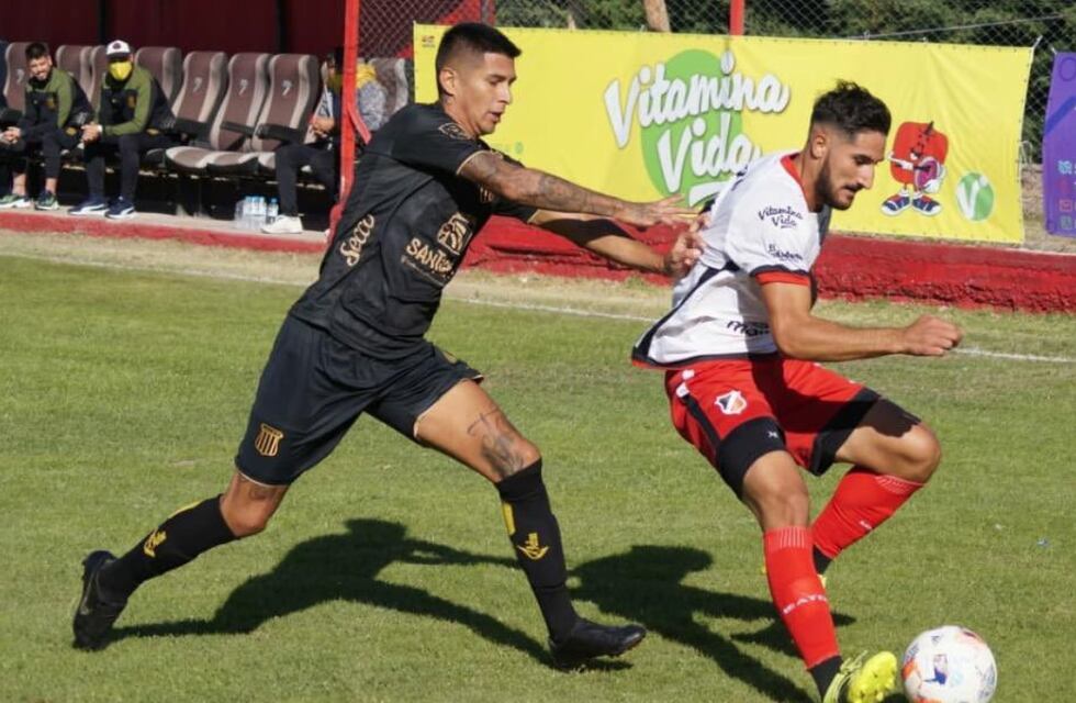 Deportivo Maipú y Mitre de Santiago del Estero igualaron 1-1