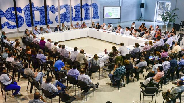 Reunión de representantes de Festram