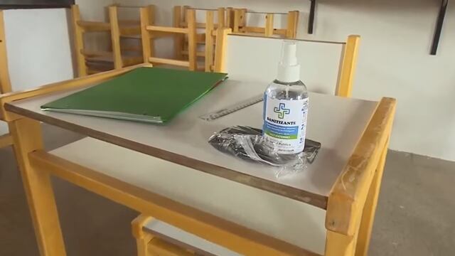 Las clases continúan en la provincia pero en algunos establecimientos ya se reportaron casos en alumnos y docentes.