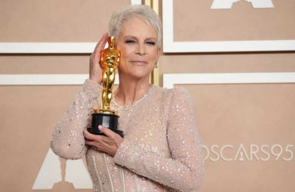 El curioso objeto sexual con el que Jamie Lee Curtis decidió acompañar su Premio Oscar