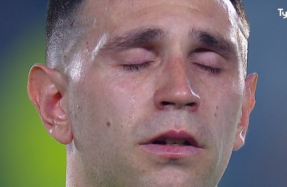 La emoción de Messi, Dibu Martínez y Scaloni cuando Ariel Ardit cantó el Himno Nacional Argentino