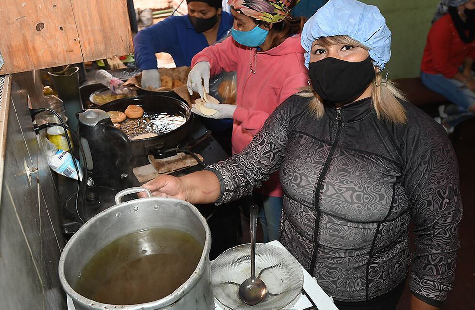 Vacunación covid-19 en Mendoza: los trabajadores de merenderos y comedores recibirán la inmunización