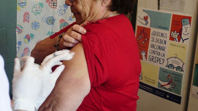 Vacuna antigripal. (Javier Cortéz/Archivo).