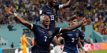 Ecuador igualó con Países Bajos y está a un empate de los octavos de final. (AP).