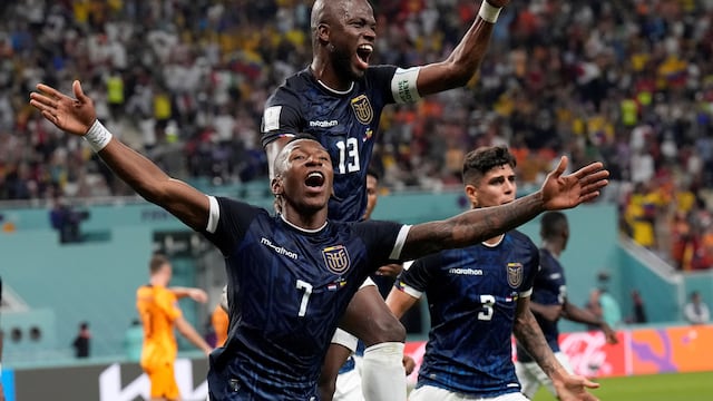 Ecuador igualó con Países Bajos y está a un empate de los octavos de final. (AP).