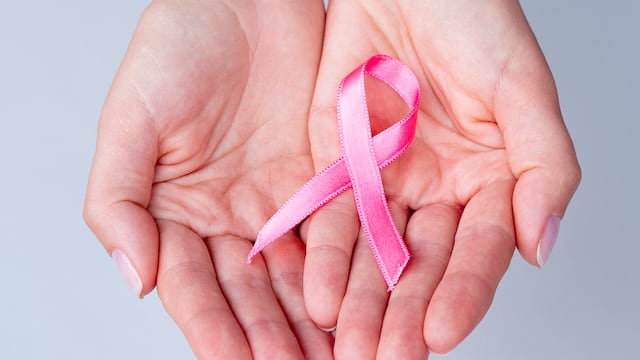 19 de octubre: Día contra el cáncer de mama. (Freepik)