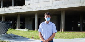 Juan Argañaraz, en el predio del Nuevo Hospital