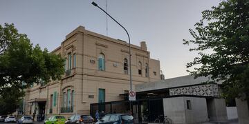 La victima fue operada en el Hospital José María Cullen. (@veroensinas)