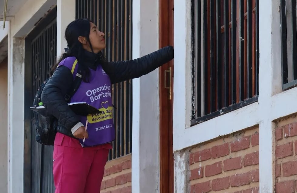 Operativo sanitario gratuito atiende a miles de personas casa por casa, en Jujuy