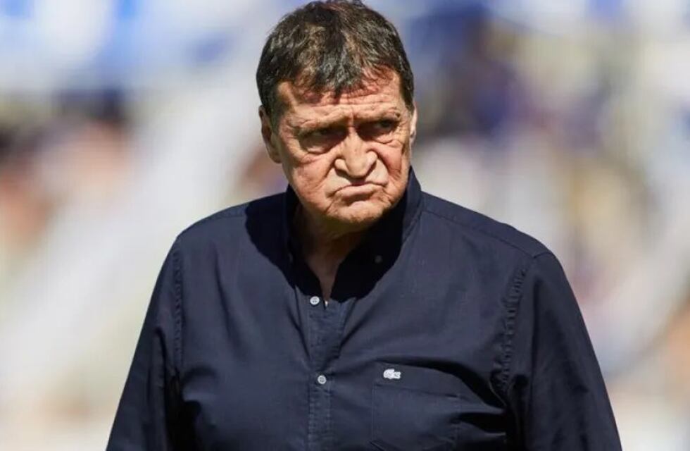 Julio Falcioni dejó de ser el DT de Colón tras la eliminación de la Libertadores