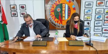 La construcción de la rotonda tiene como fin ordenar el transito y evitar accidentes.