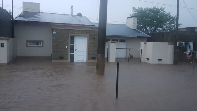 Sunchales se inundó: cayeron 140 mm en 2 horas y media