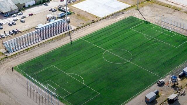 Nuevo campo de juego del estadio municipal “Hugo Lumbreras”