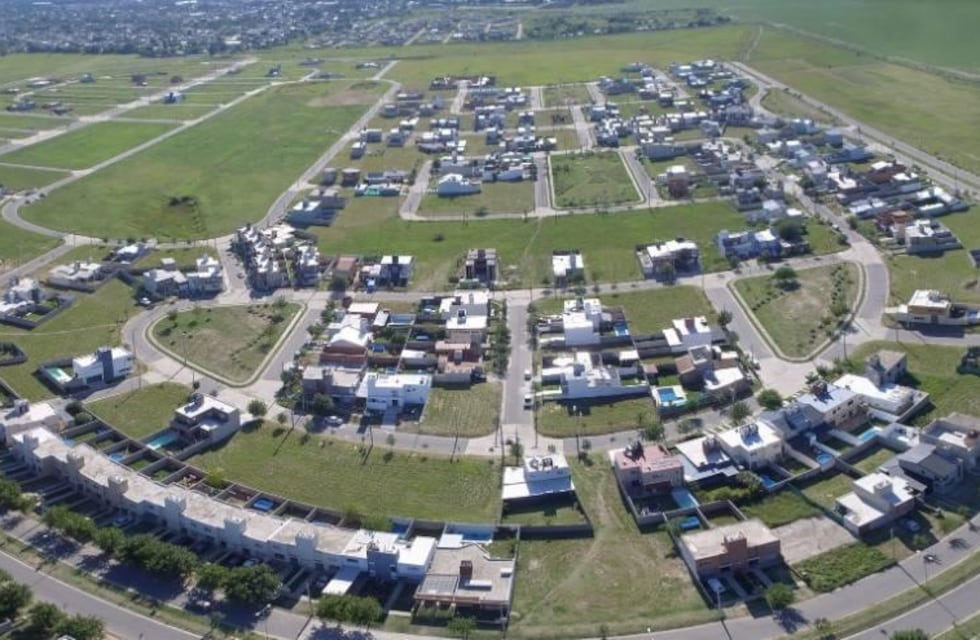 Ladrones armados atacaron al guardia de un barrio en Córdoba: el reclamo de los vecinos