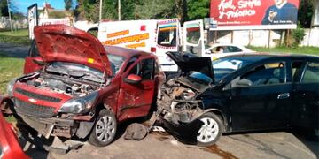 El choque ocurrió porque una de las mujeres no vio al otro vehículo.