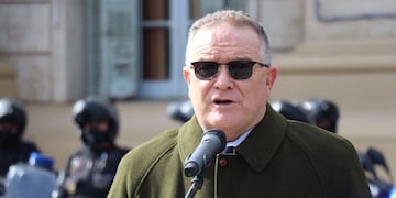 El ministro de Seguridad de Santa Fe, Jorge Lagna, encabezó un acto oficial.