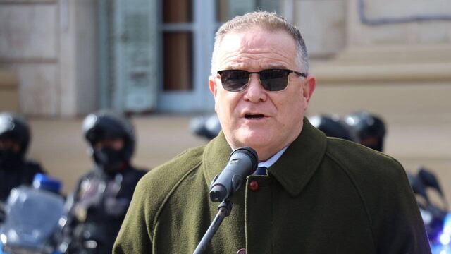 El ministro de Seguridad de Santa Fe, Jorge Lagna, encabezó un acto oficial.