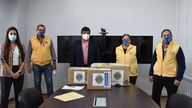 realizó donaciones a hospitales en la provincia