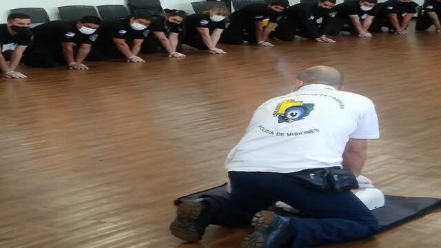 Efectivos policiales se capacitaron en primeros auxilios y RCP en Eldorado.