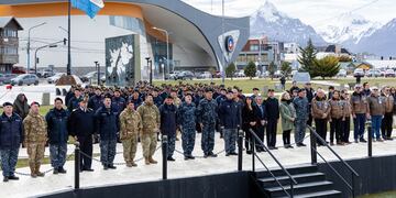Realizaron homenaje a la tripulación de la Fragata Libertad y a veteranos de Malvinas