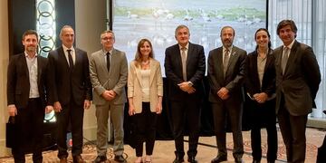 El gobernador de Jujuy, Gerardo Morales, junto a funcionarios y empresarios mineros forman parte de la delegación argentina en la PDAC 2022.