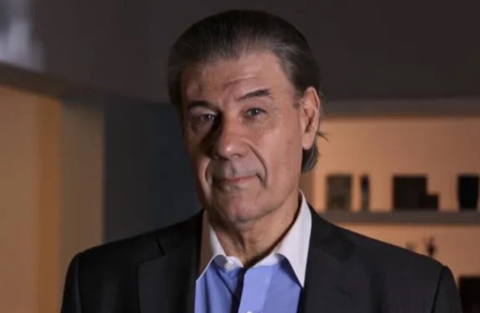 Víctor Hugo Morales fue internado con una pulmonía bilateral y está en terapia intensiva