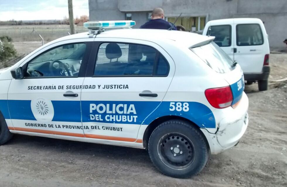 Un efectivo de la Policía de Chubut hizo un polémico comentario y reivindicó a Hitler