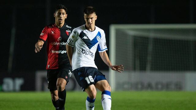 Máximo Perrone ingresó como titular en el Fortín.