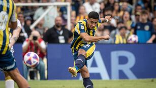 El mediocampista zurdo no pudo terminar el primer tiempo en La Plata.