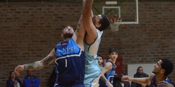 Se reanudó el torneo de Segunda de la Asociación Bahiense. (Foto: La Nueva).
